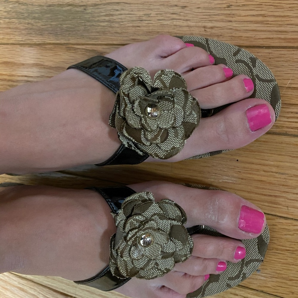 Coach flip flops - Picture 2 of 9